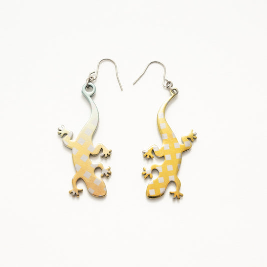 ピアス イヤリング とかげ